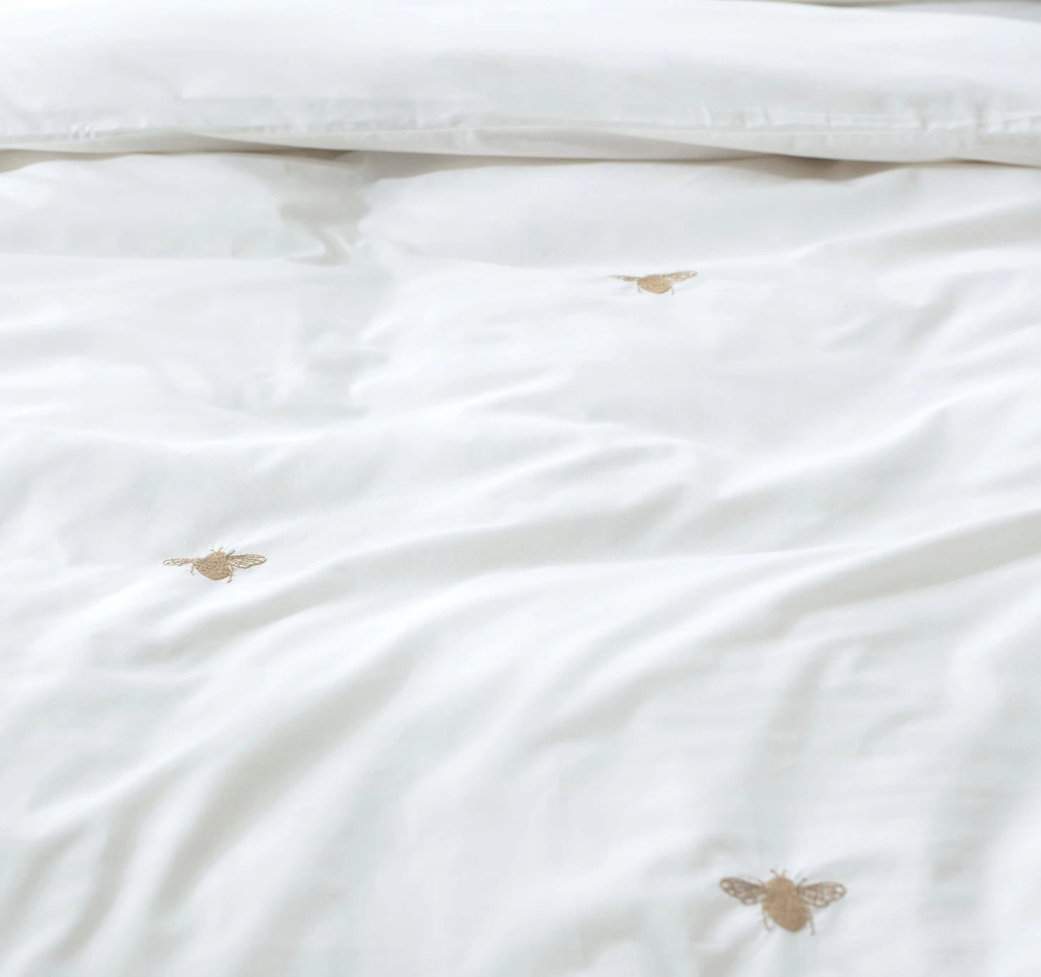Habitat 180TC Embroidered Bee White Bedding Set - Single 9 Habitat 180TC Embroidered Bee White Bedding Set - Single - Image 7