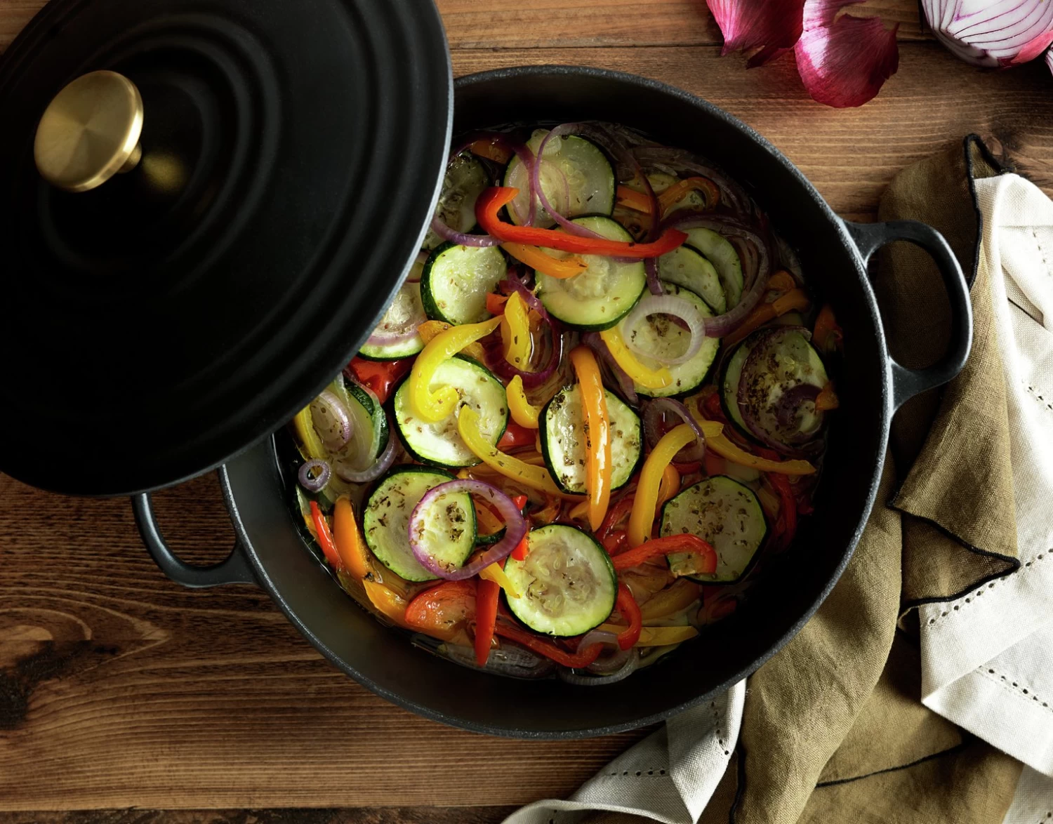 Habitat Another Eden 5.3 Litre Cast Iron Casserole Dish 4 Habitat Another Eden 5.3 Litre Cast Iron Casserole Dish - Image 2