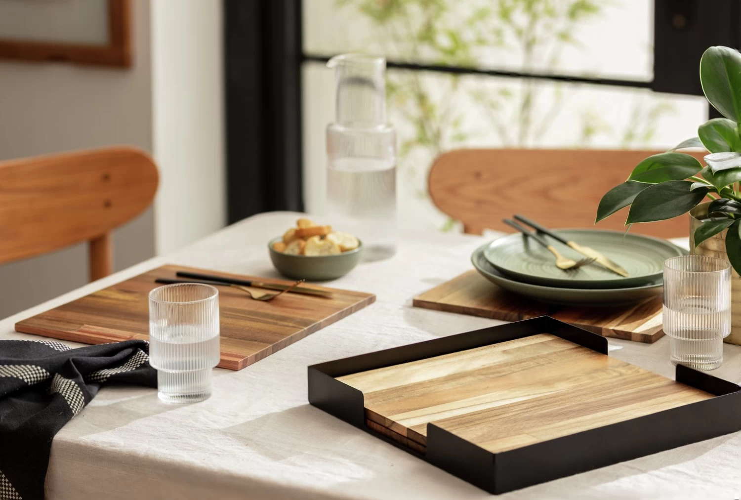 Habitat Set Of 4 Wooden Placemats With Tray 7 Habitat Set Of 4 Wooden Placemats With Tray - Image 5