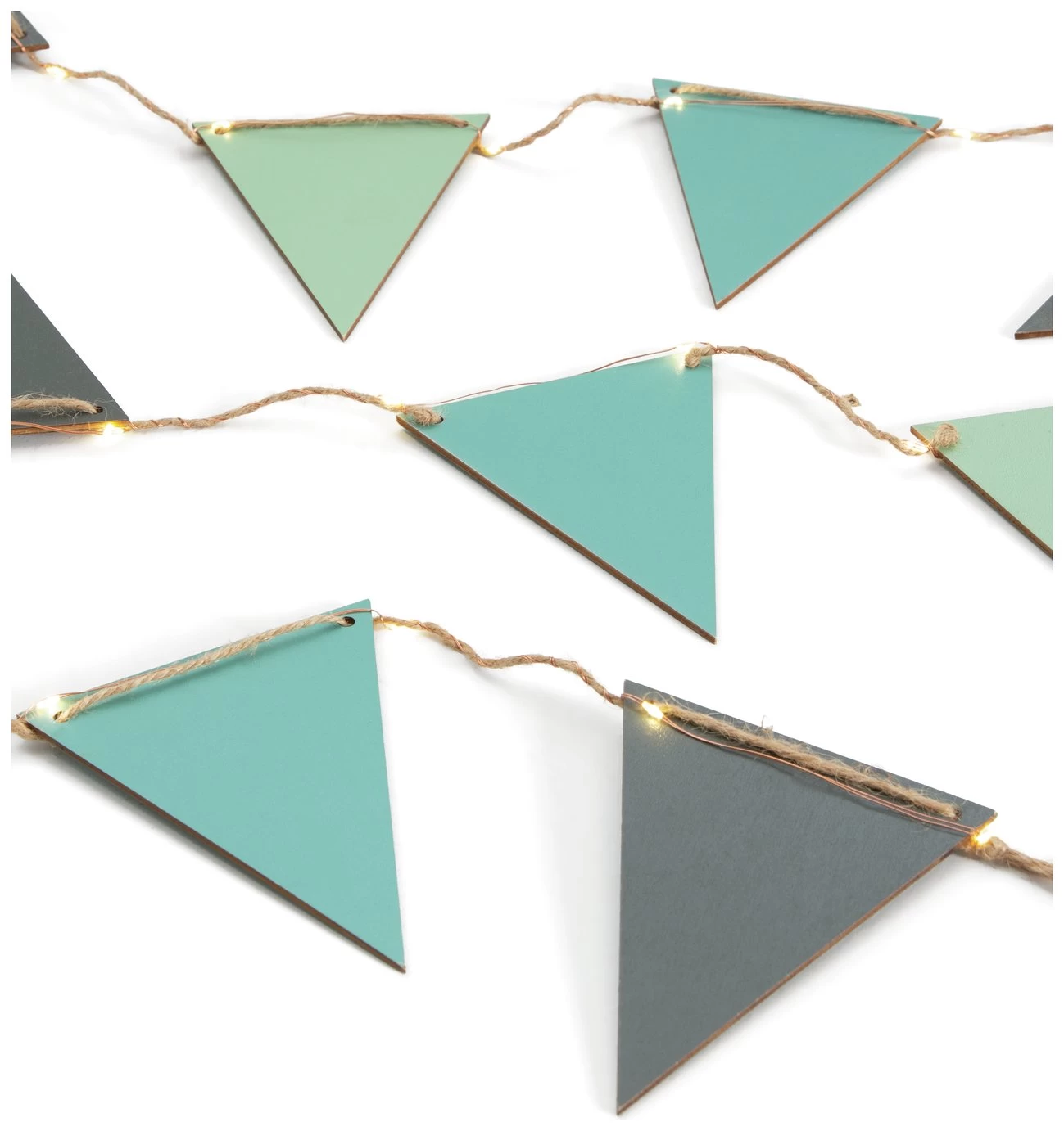 Habitat Warm White Solar Bunting LED String Lights 5 Habitat Warm White Solar Bunting LED String Lights - Image 3